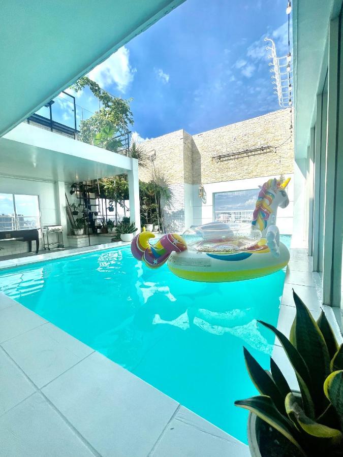 White Penthouse-rooftop Pool Private -central