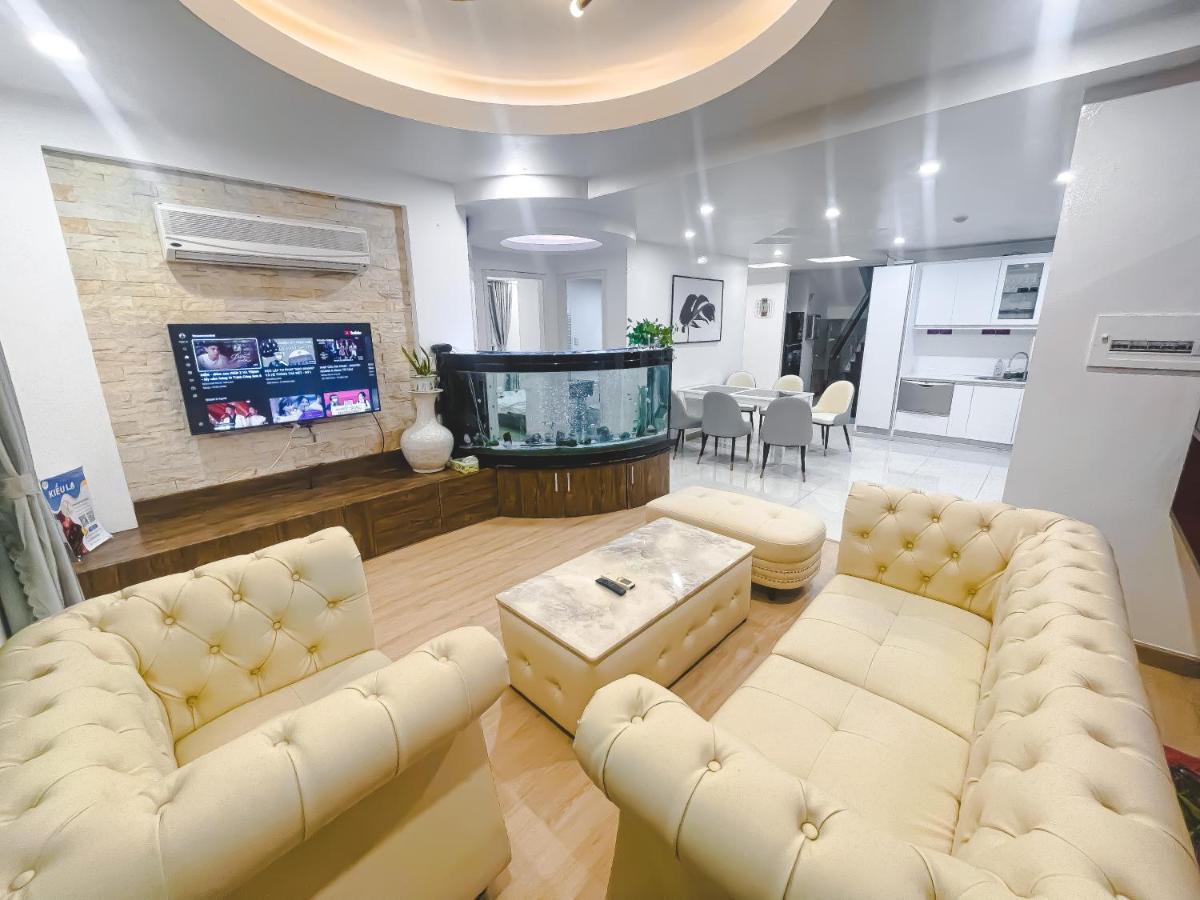 Pangsapuri White Penthouse-rooftop Pool Private -central Bandar Ho Chi Minh
