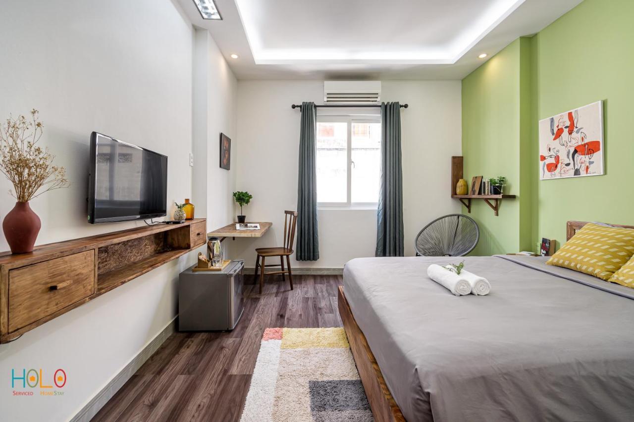 Holo Saigon - Serviced Homestay