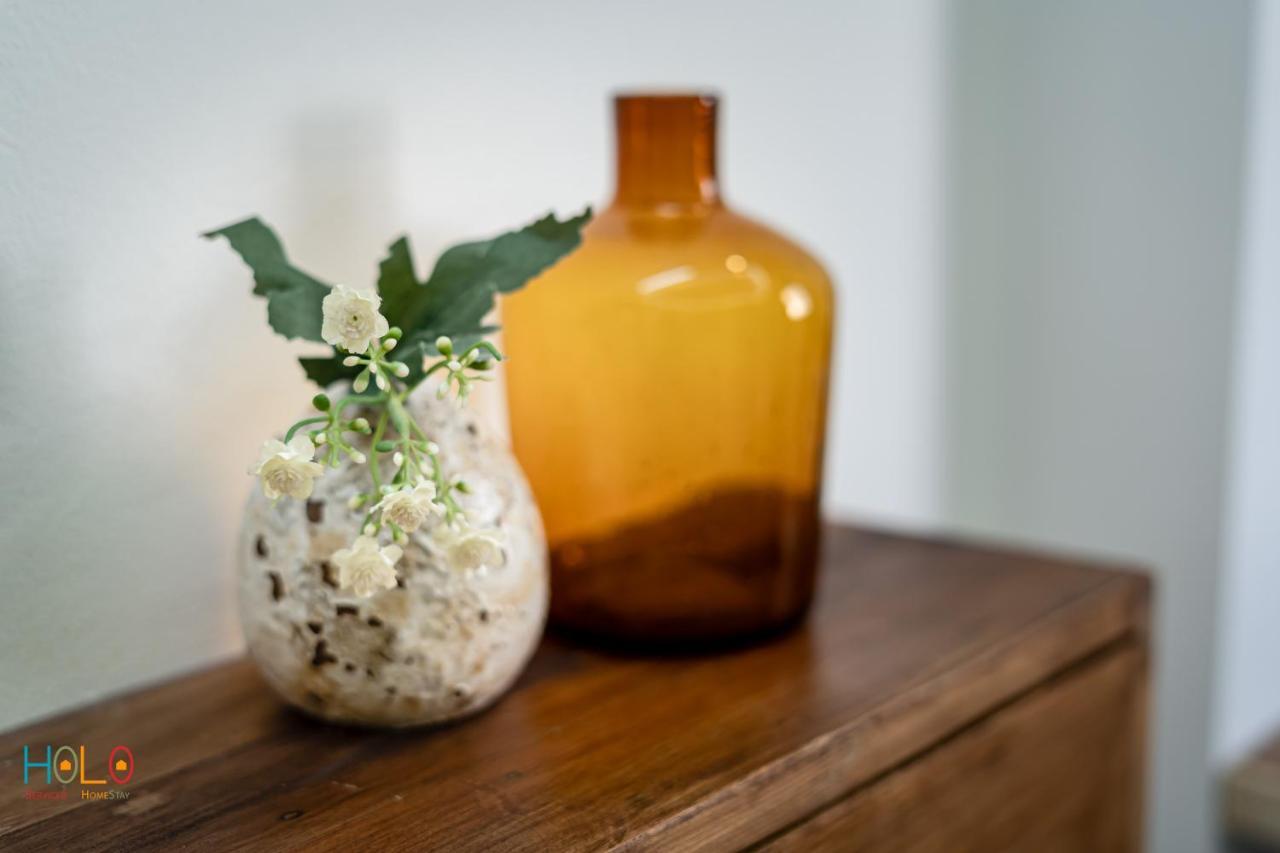 Holo Saigon - Serviced Homestay *