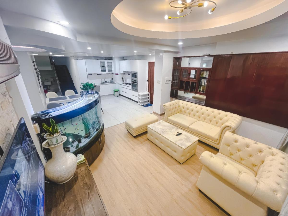 White Penthouse-rooftop Pool Private -central * Bandar Ho Chi Minh