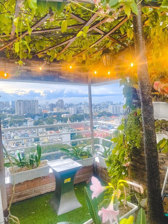 White Penthouse-rooftop Pool Private -central * Bandar Ho Chi Minh