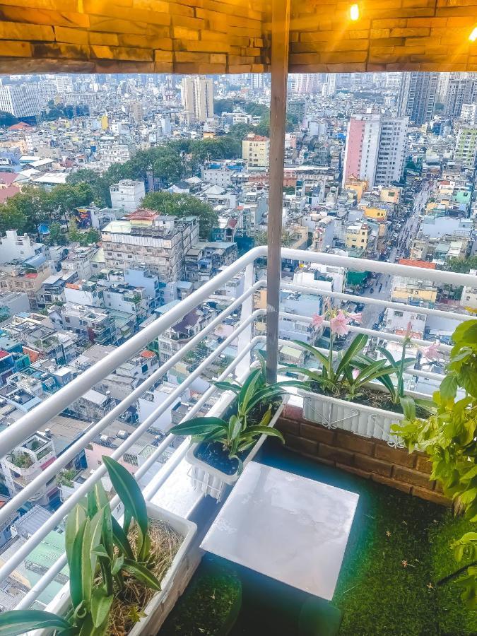 Pangsapuri White Penthouse-rooftop Pool Private -central Bandar Ho Chi Minh