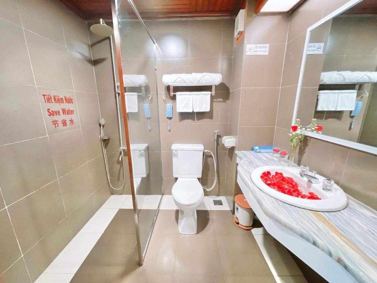 Hotel Khach San Hanh Long 2*