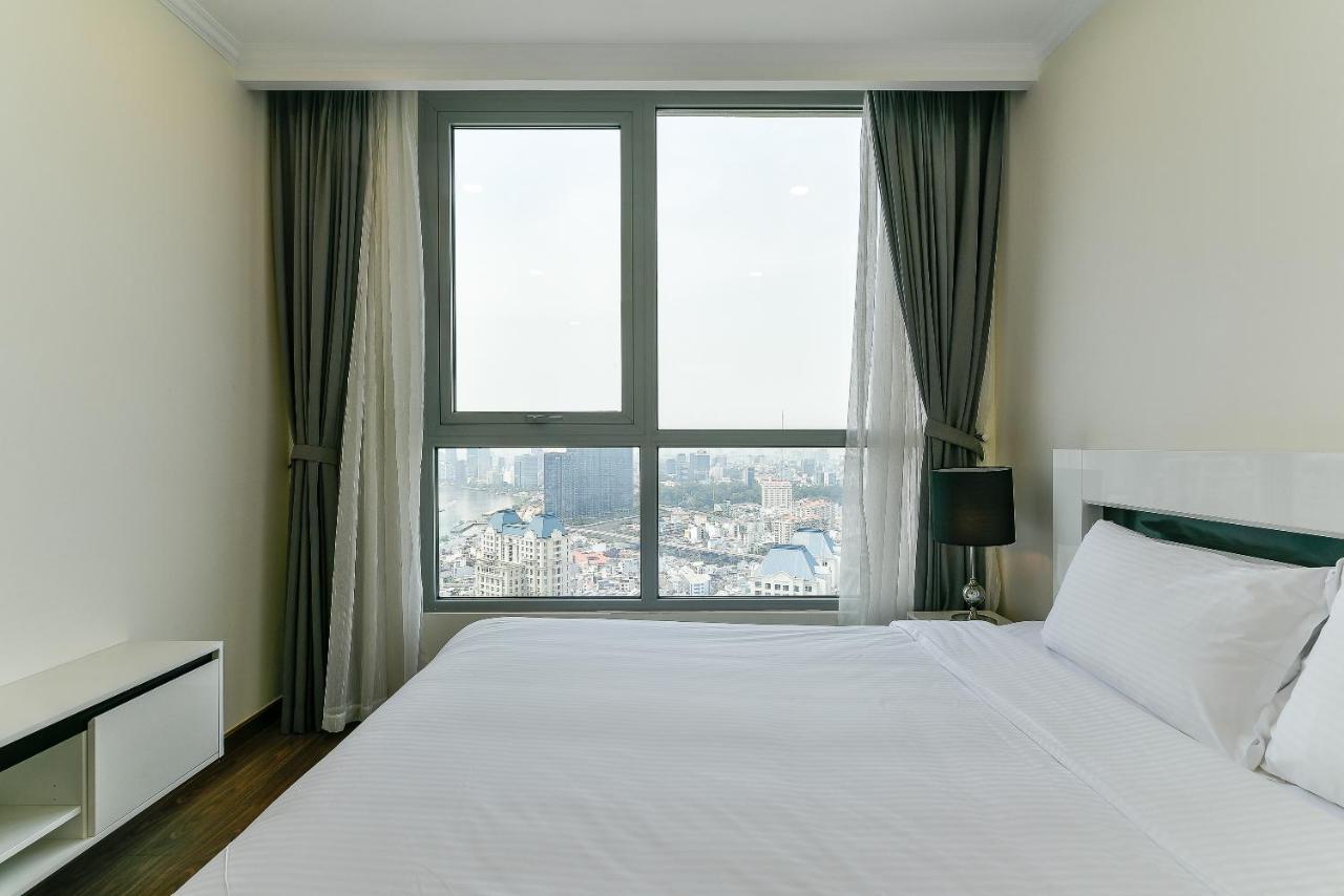 Landmark Luxury 1234pn
