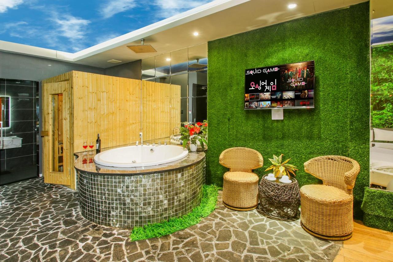 Bonita Tht (adults Only) Love hotel 2*