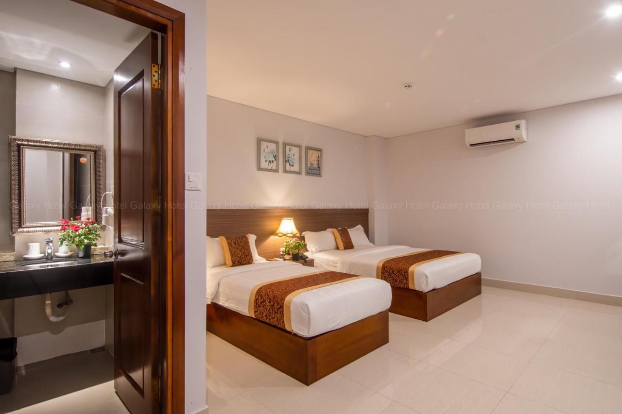 Hotel Galaxy Airport 2*