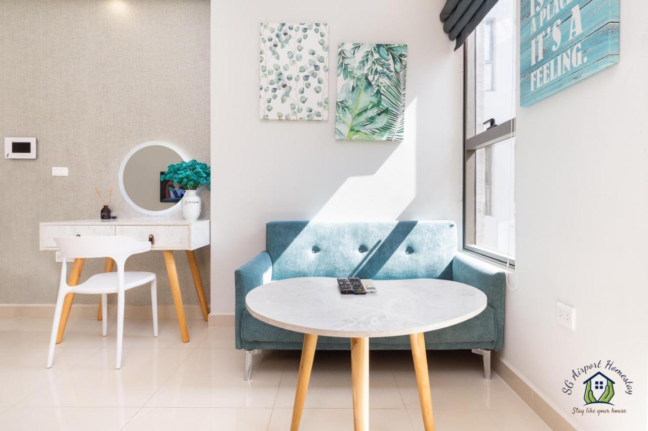 Apartment Airport - Botanica Premier - *