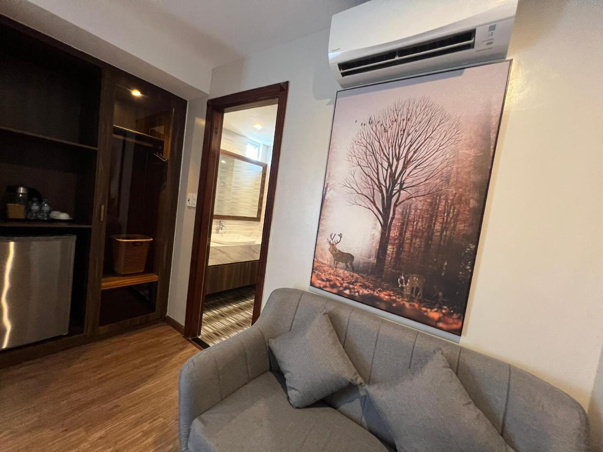 Nam Hy 1 2* Ho Chi Minh City