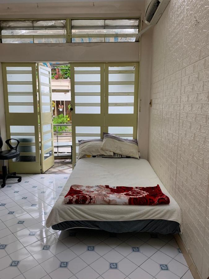 Happy 281-27-1 Le Van Sy Homestay *
