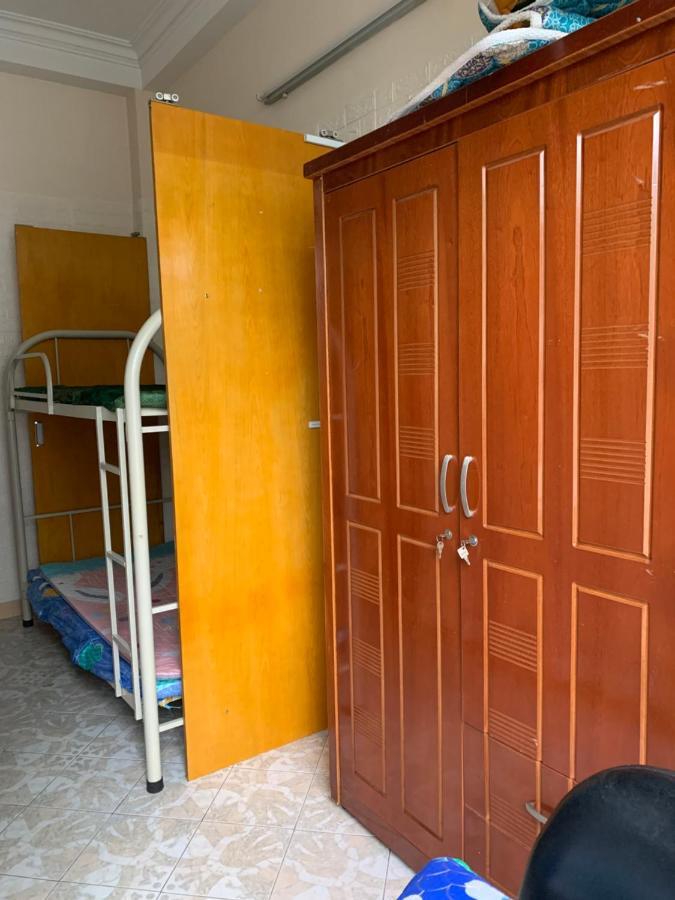 Happy 281-27-1 Le Van Sy Homestay *