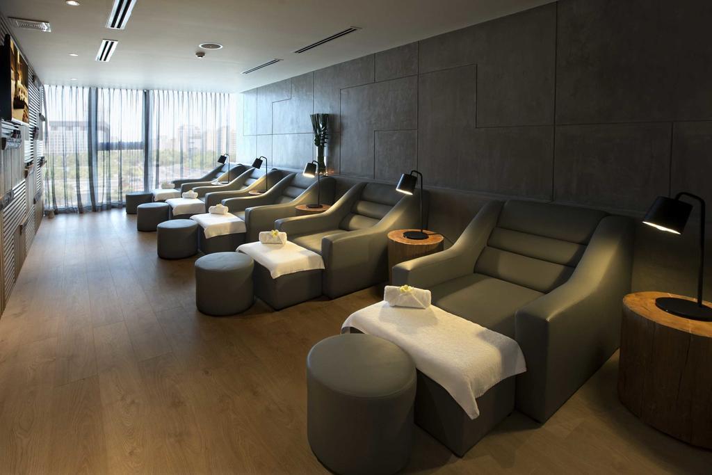 Liberty Saigon Citypoint Khách sạn 4*