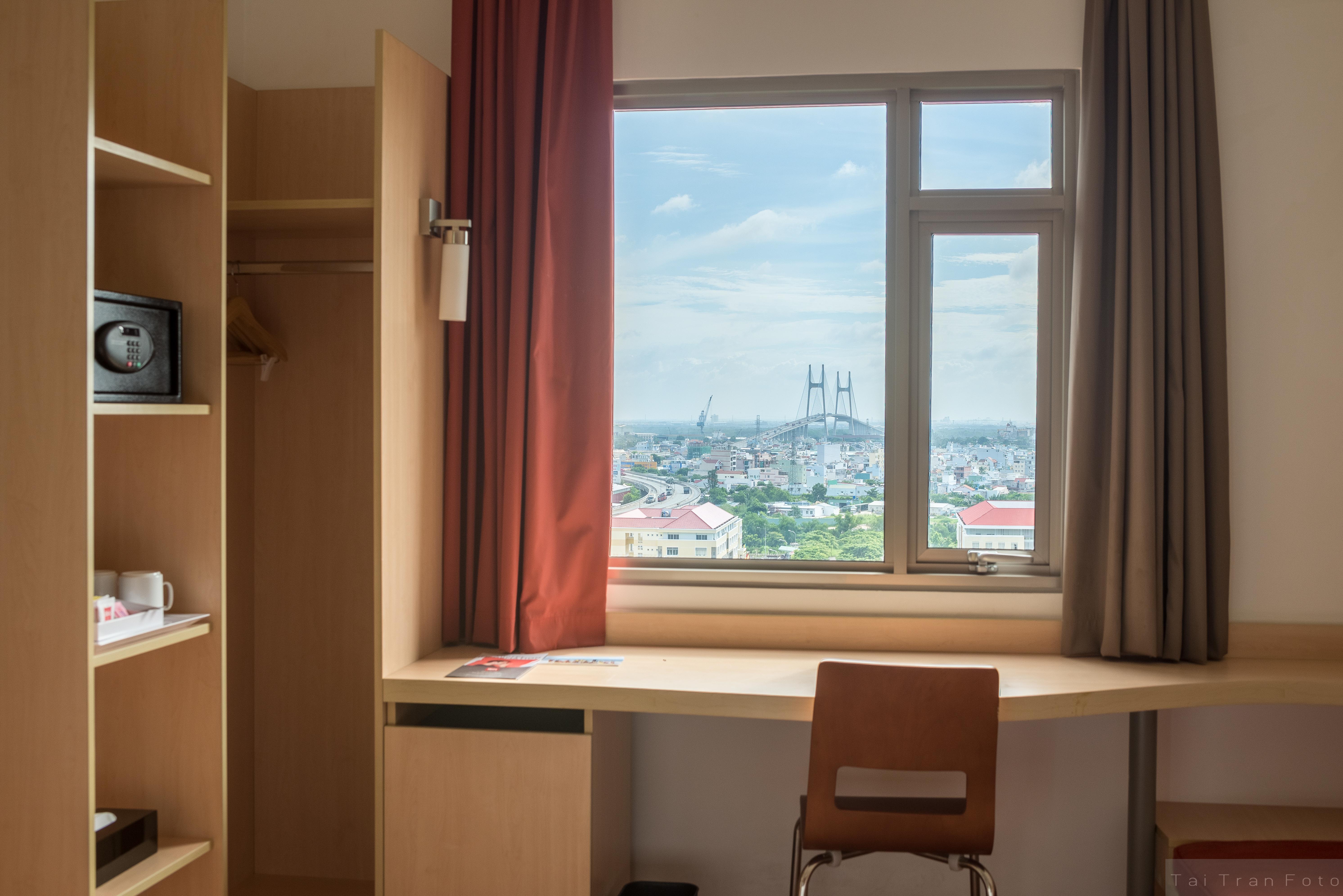 Ibis Saigon South Hotel Ho Chi Minh City