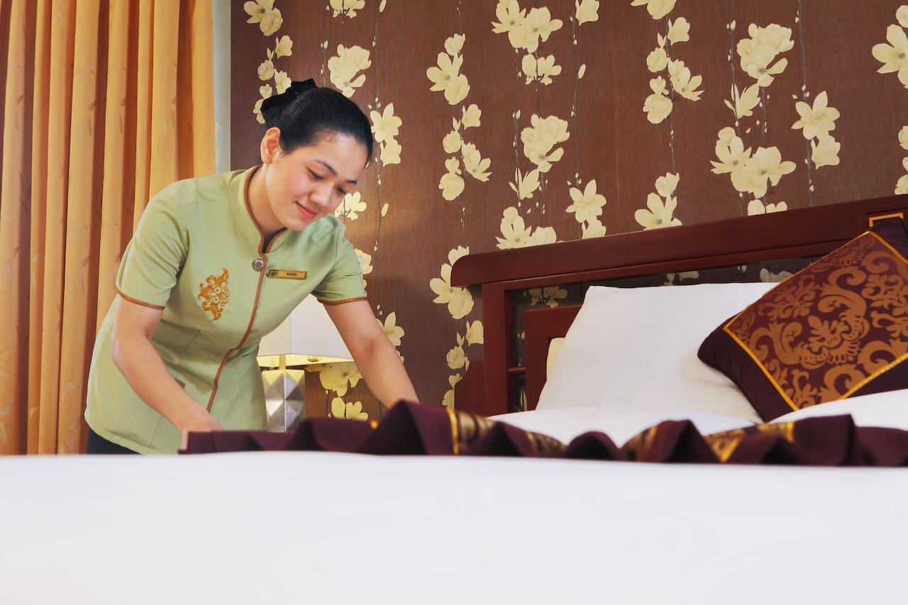 Rex Hotel