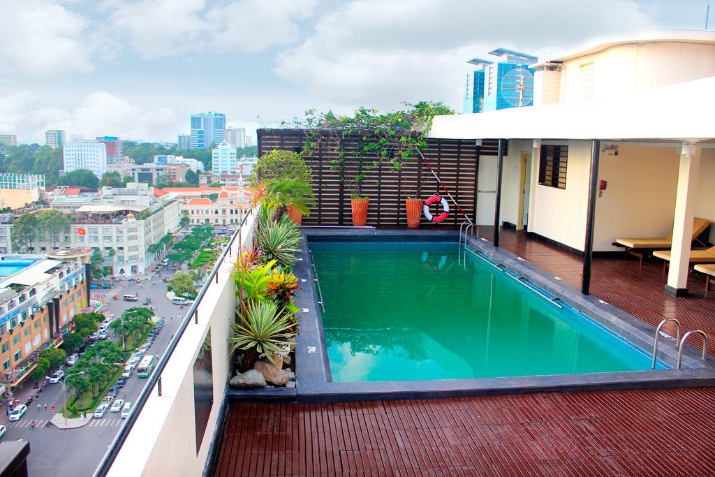 Palace Saigon Hotel