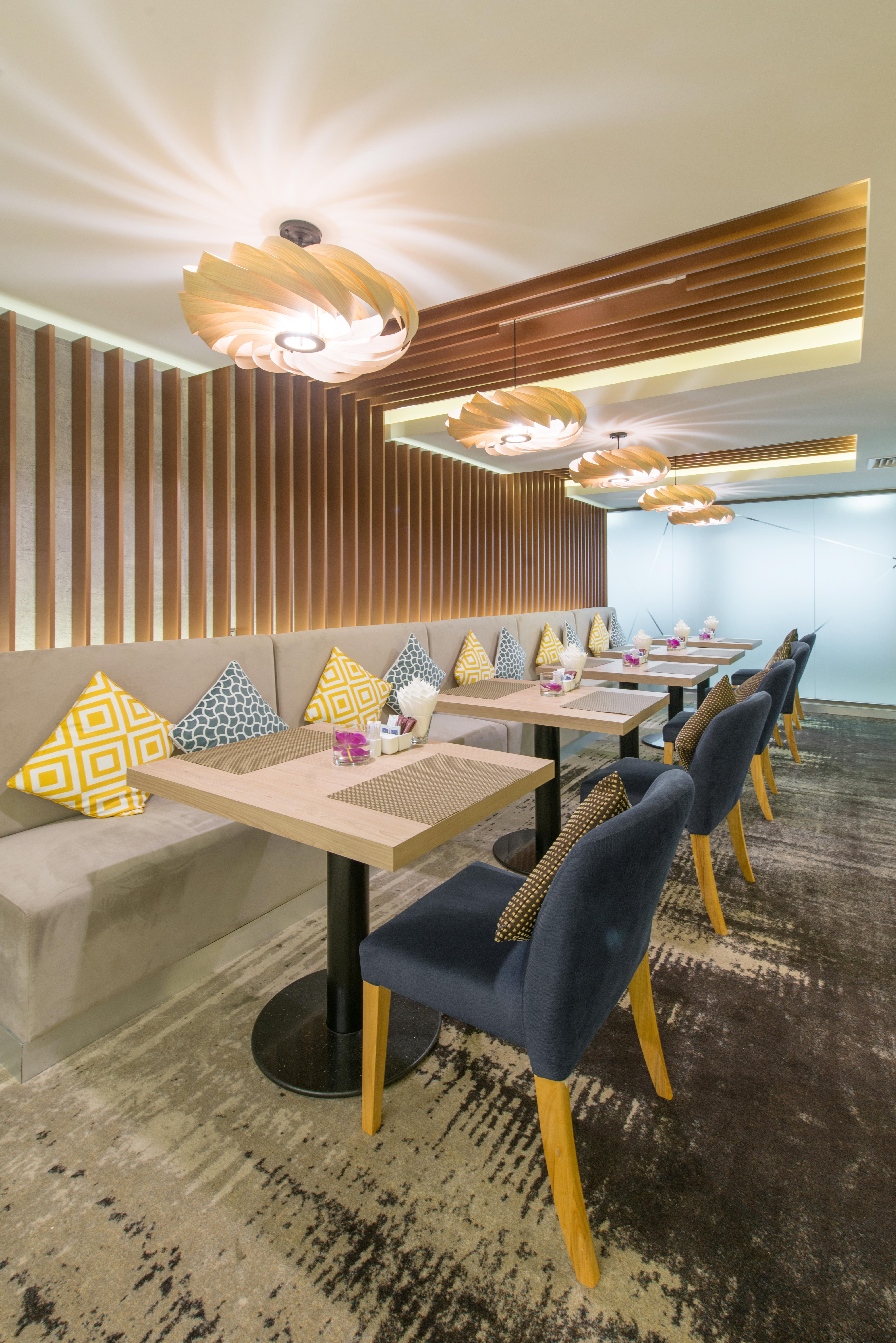Khách sạn Eastin Grand Saigon 5*