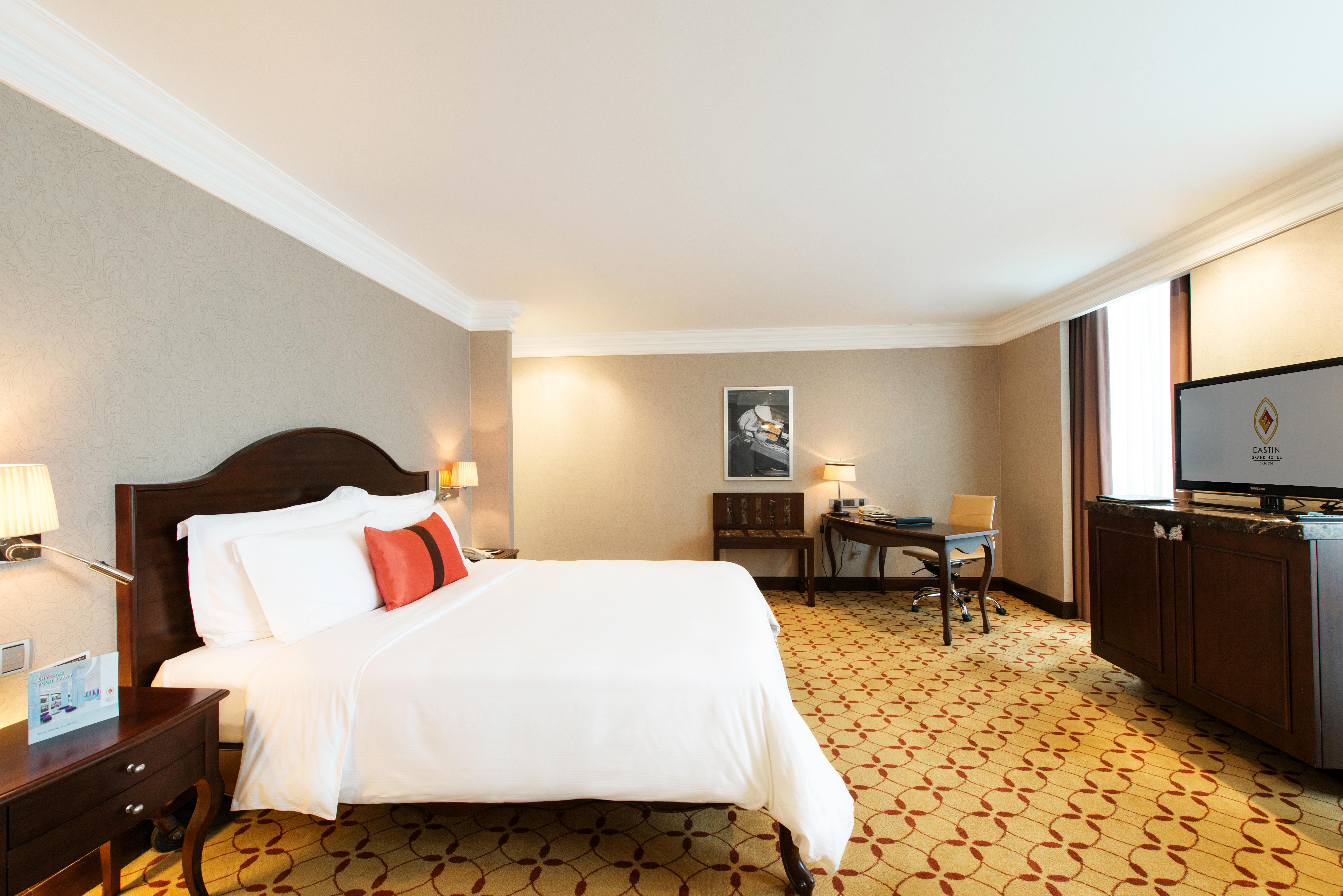 Khách sạn Eastin Grand Saigon
