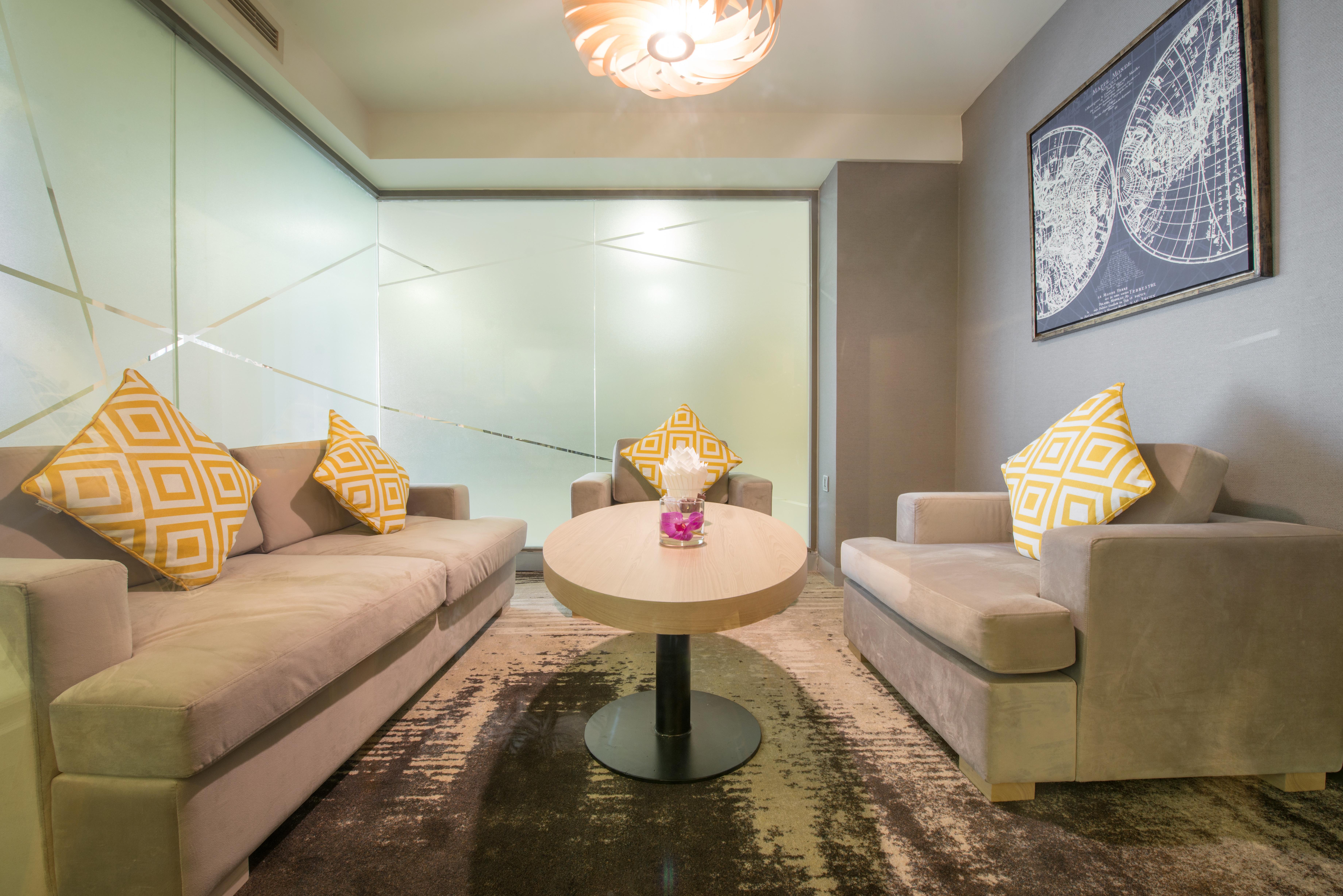 Khách sạn Eastin Grand Saigon 5*