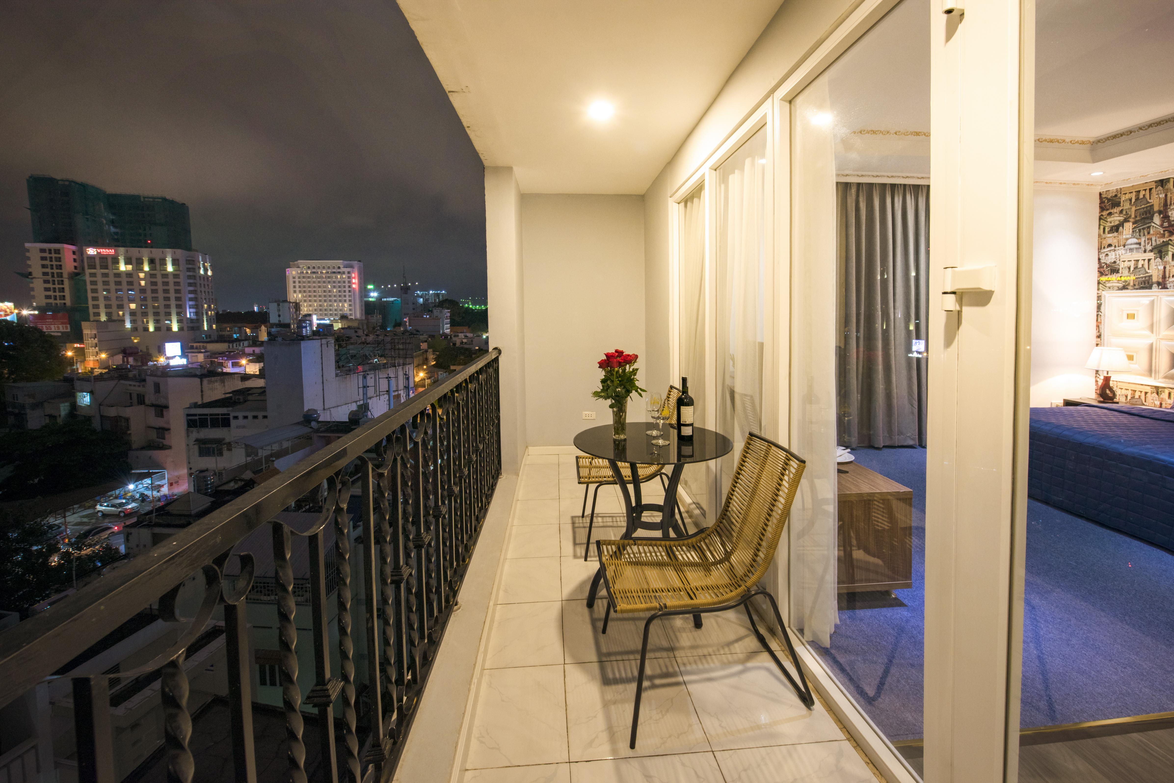 Golden Crown Hotel 3*