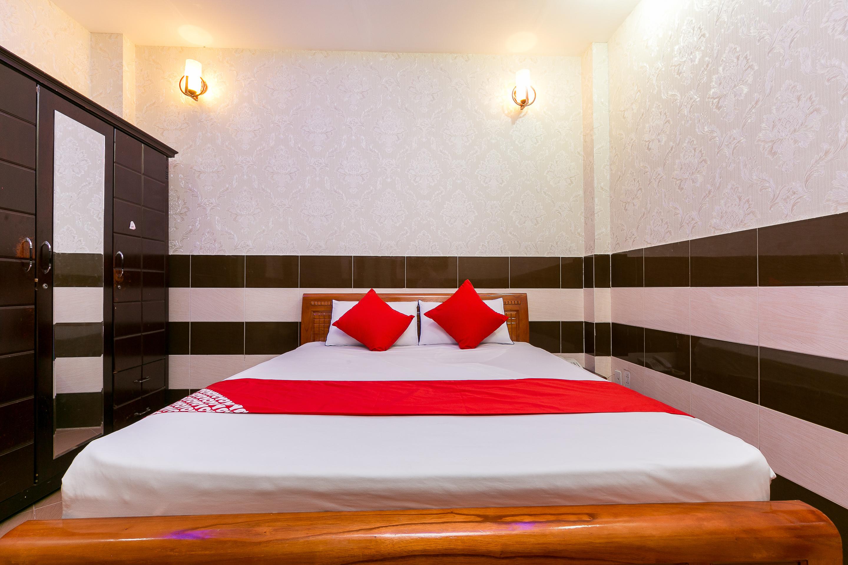Oyo 261 Binh Dung Khách sạn 2*