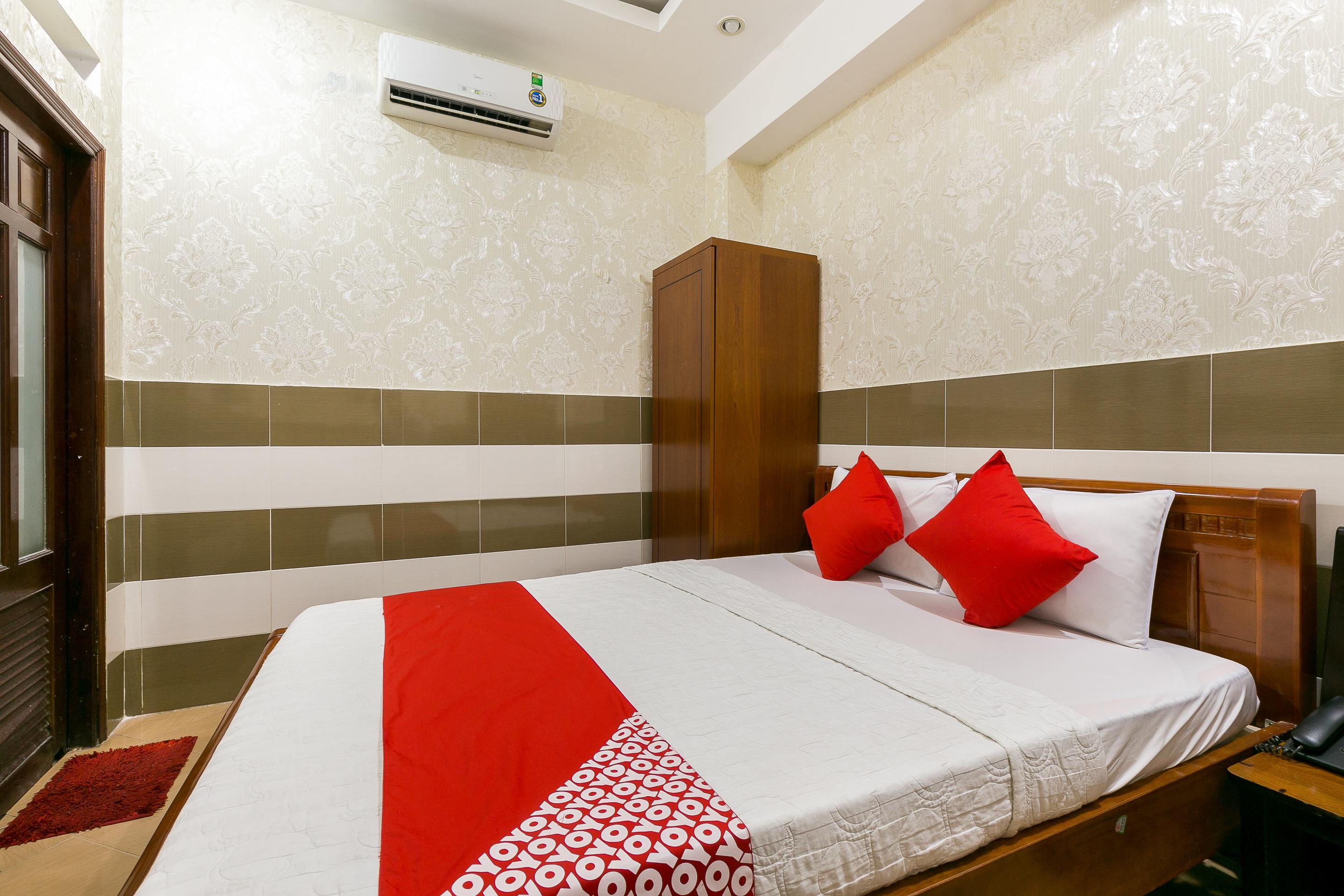 Khách sạn Oyo 261 Binh Dung 2*
