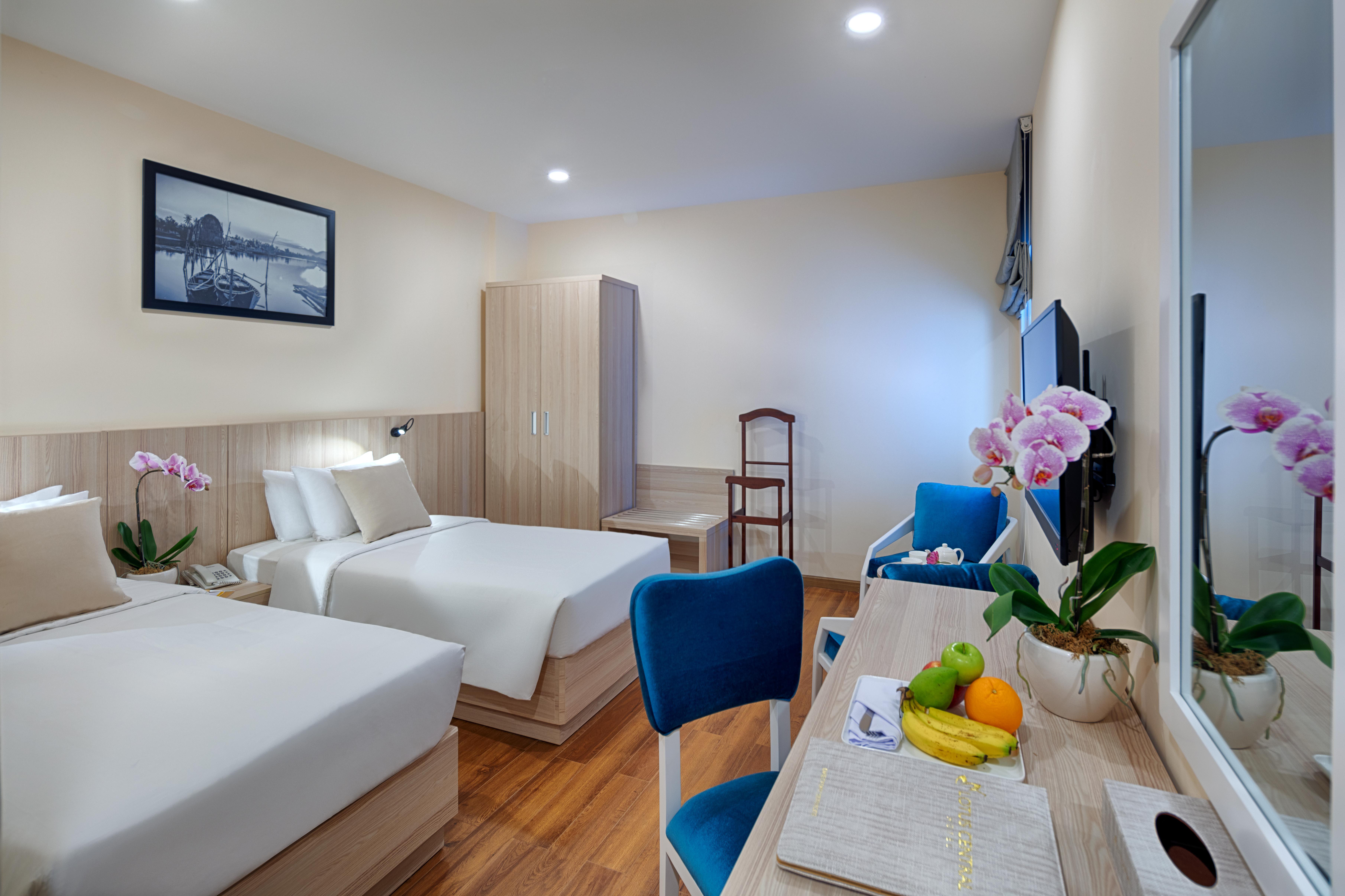 Happy Life Grand & Rooftop Skybar Hotel Ho Chi Minh City