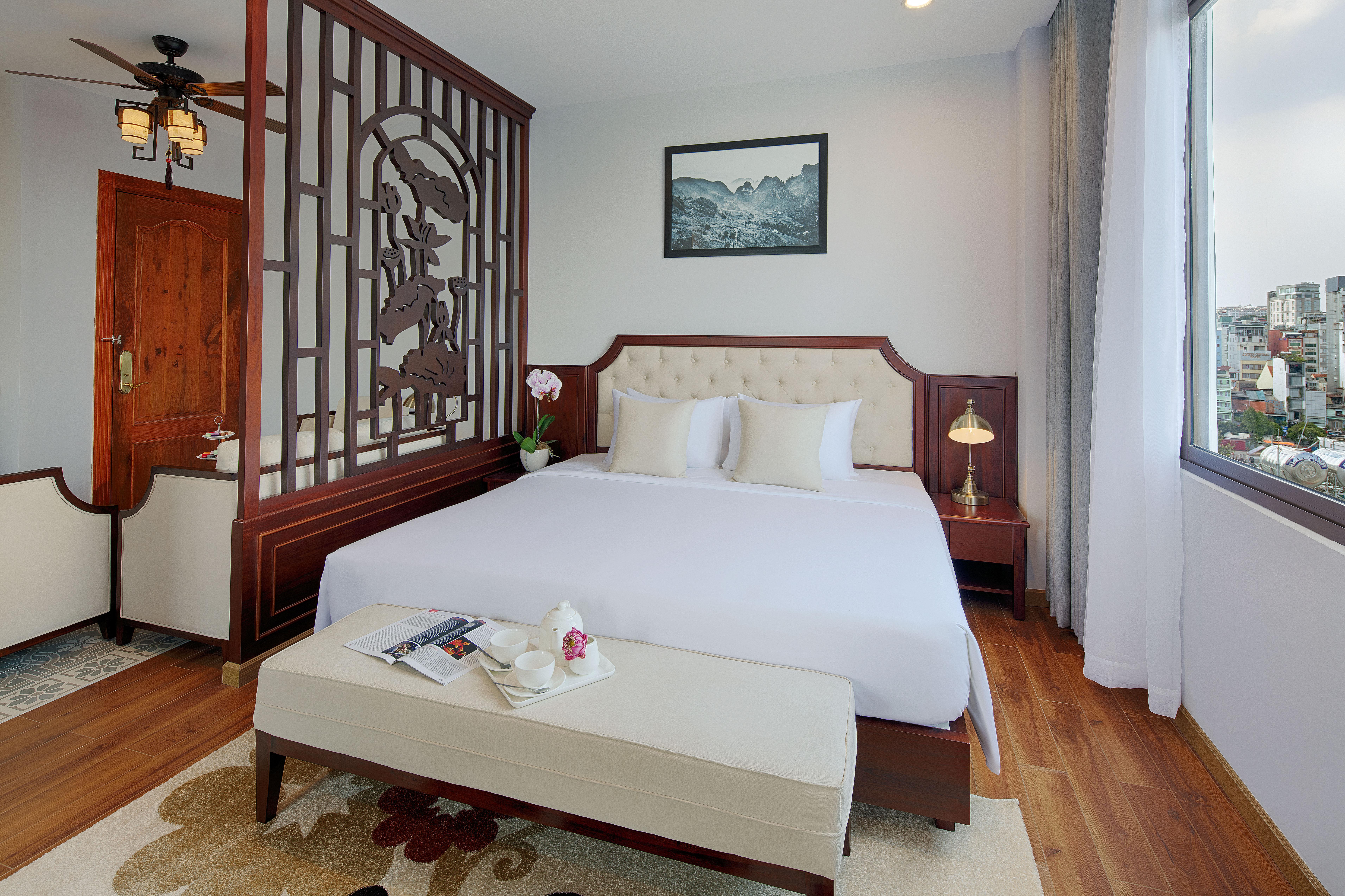 Happy Life Grand & Rooftop Skybar Hotel Ho Chi Minh City