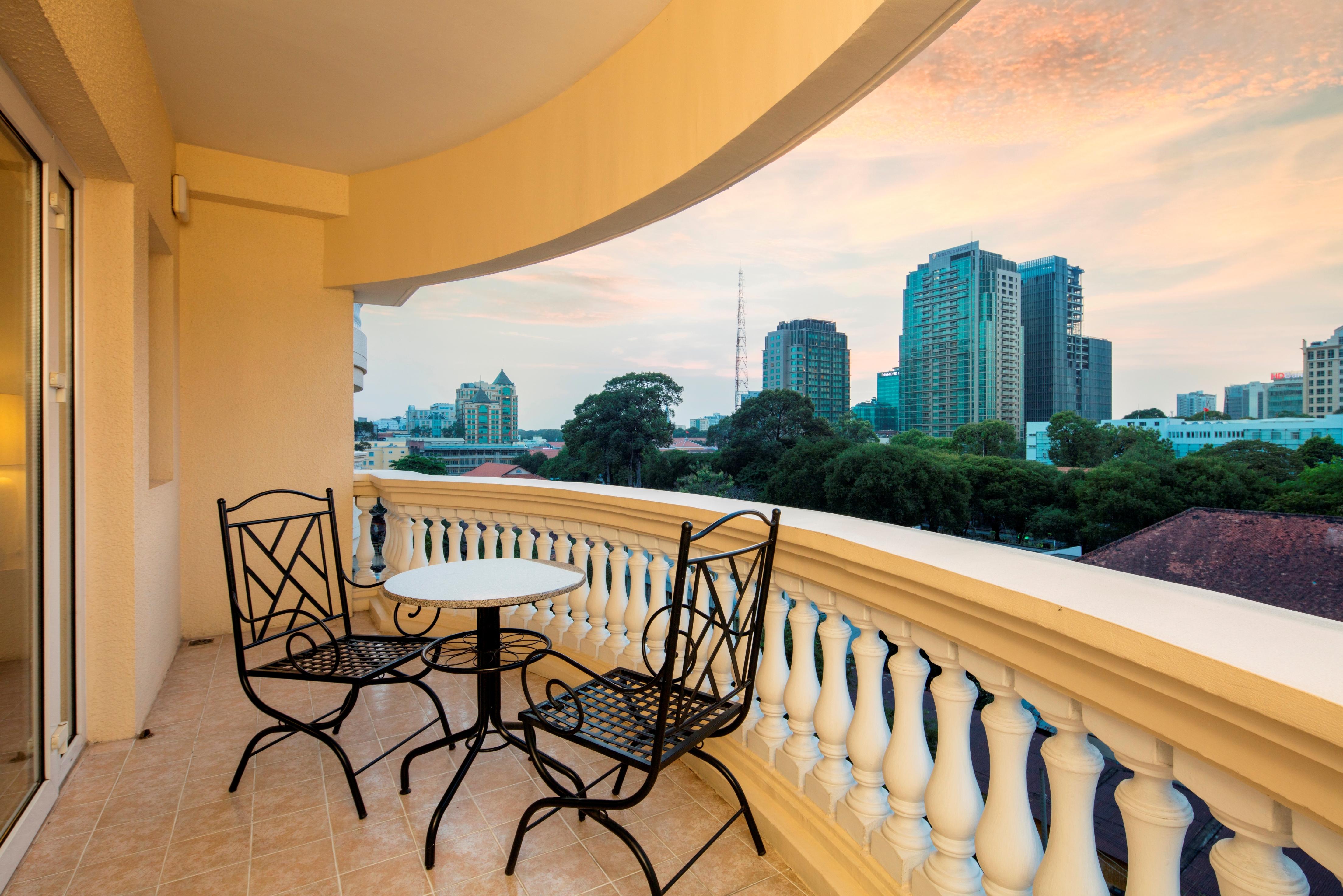 Norfolk Mansion - Luxury Serviced Aparthotel
