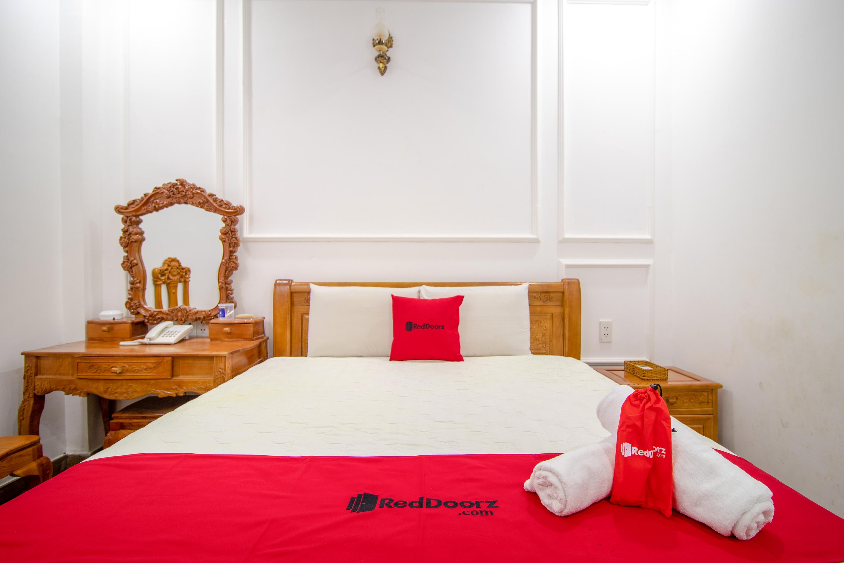 Hotel Reddoorz Near Phan Xich Long Ho Chi Minh City