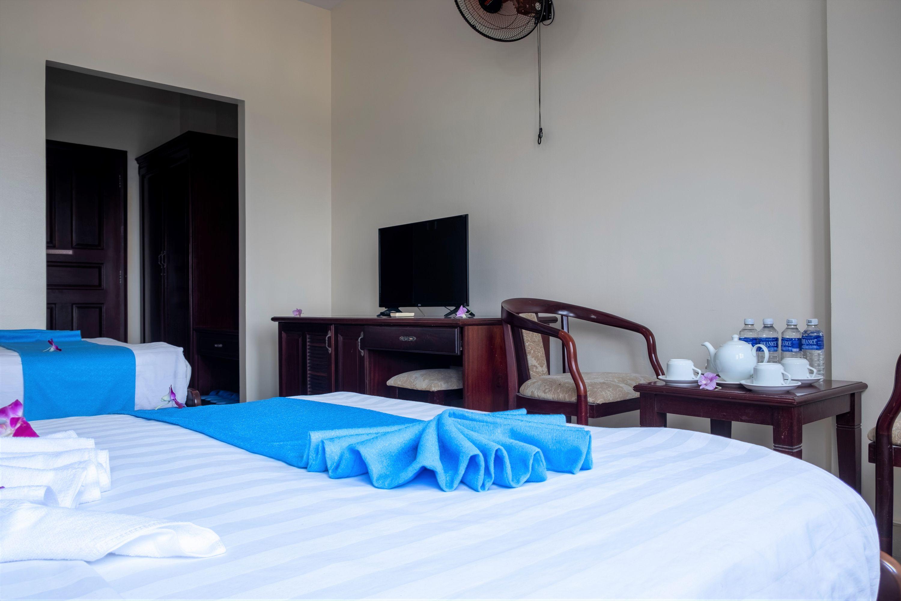 Hotel Phong Lan 2 2*