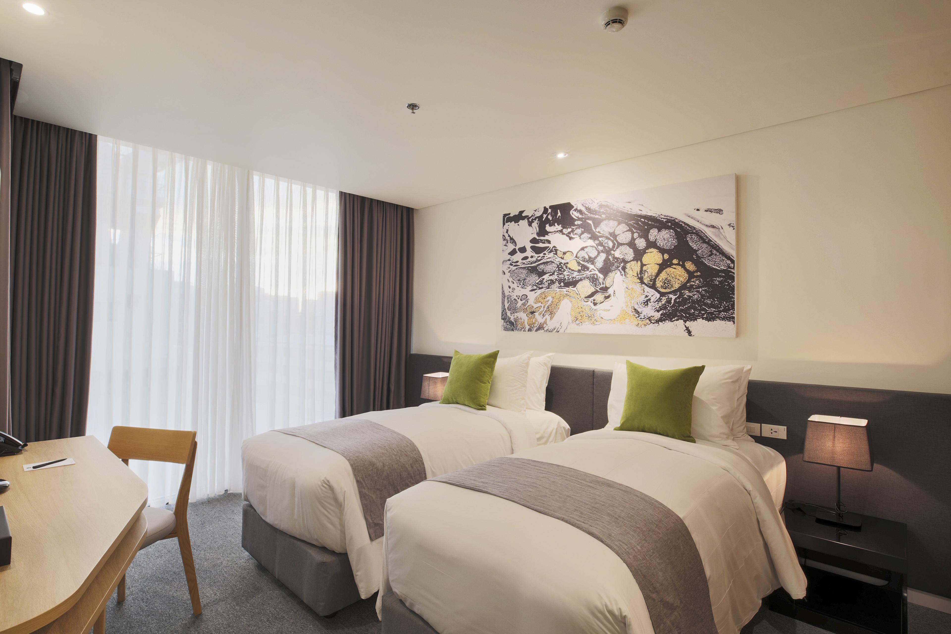 Zazz Urban 4*