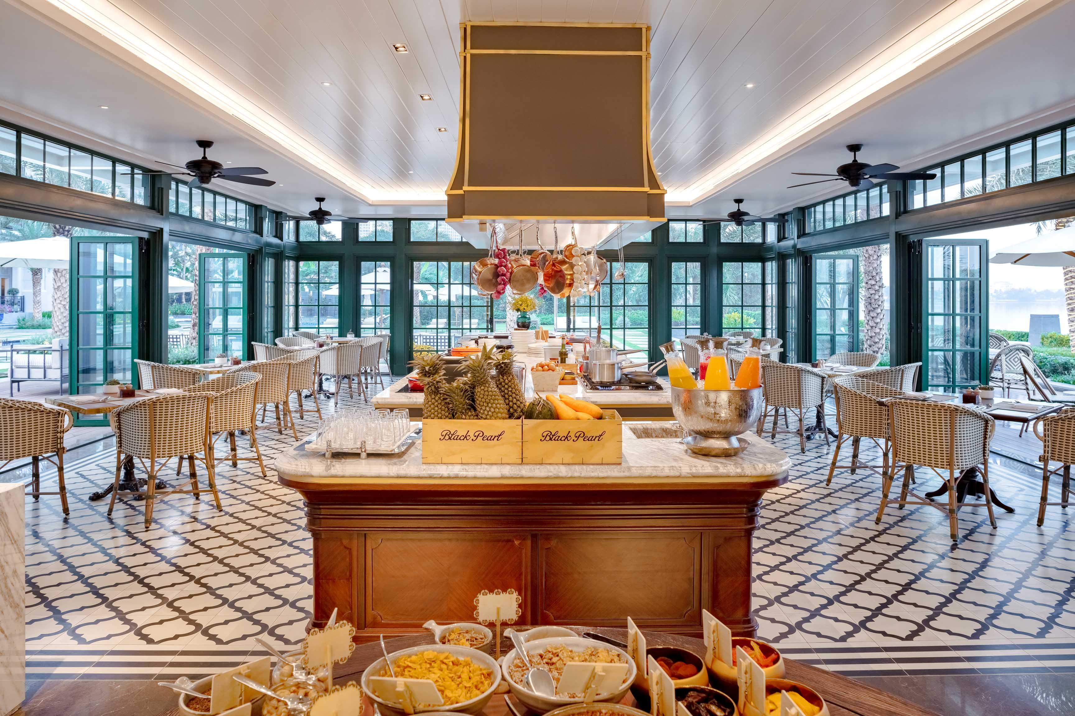 Mia Saigon Hotel 5*