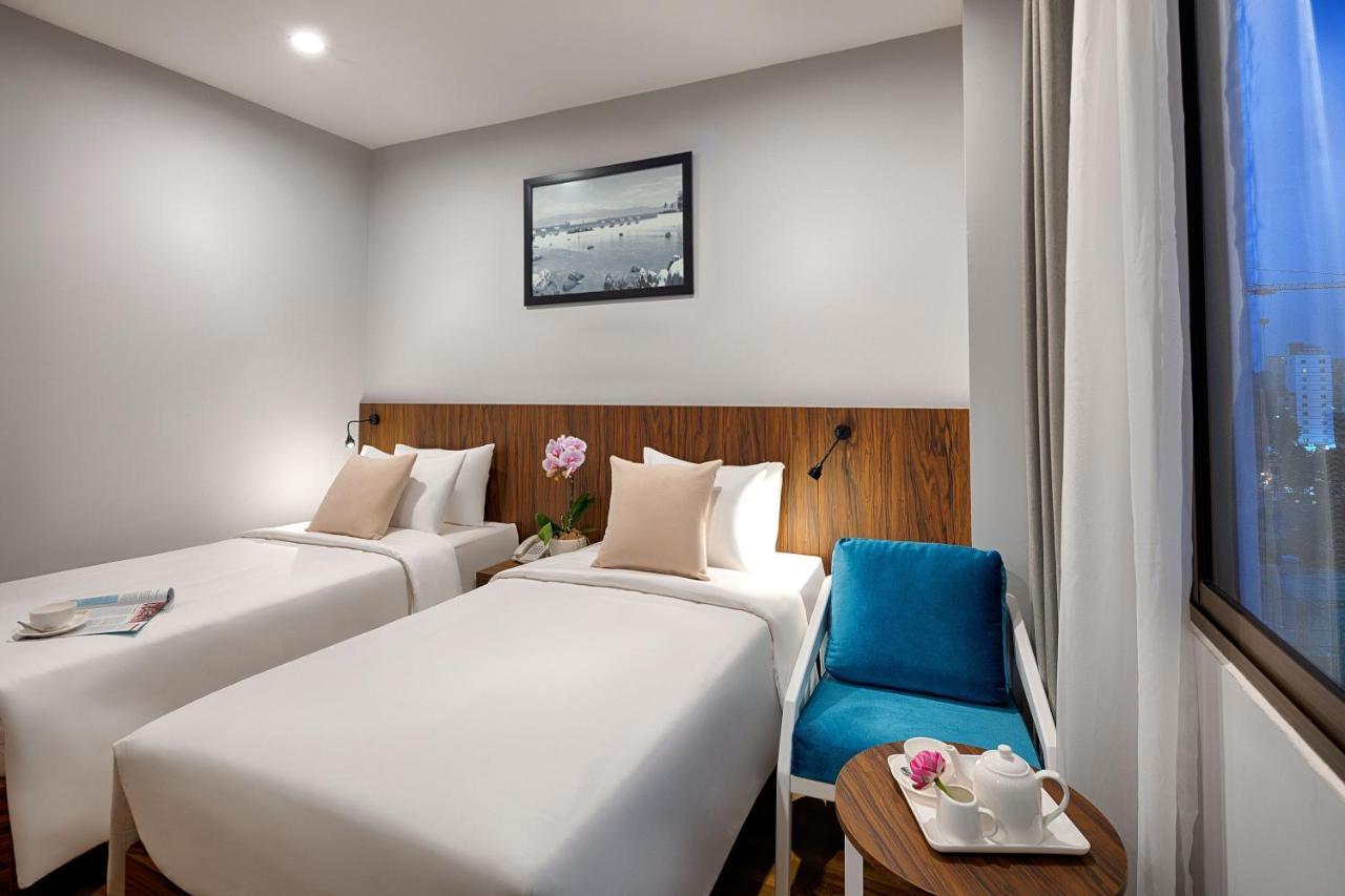 Happy Life Grand & Rooftop Skybar 4* Ho Chi Minh City