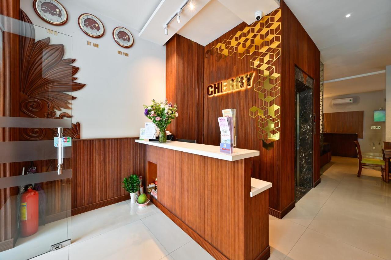 Cherry Hotel- Near Opera House Hotel
