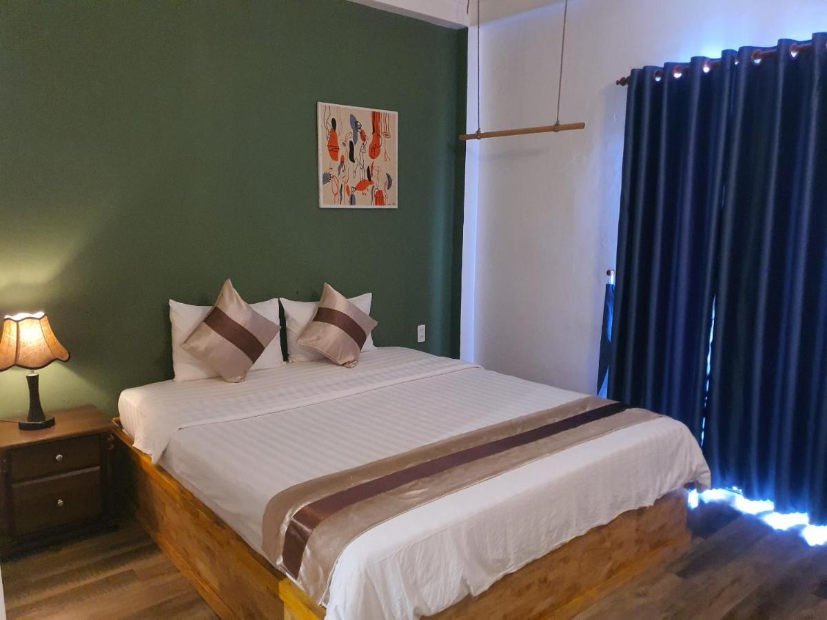 Hotel The 1- Tony Saigon 2*