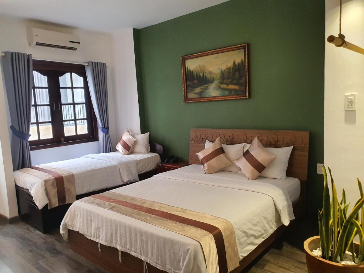 Hotel The 1- Tony Saigon 2*