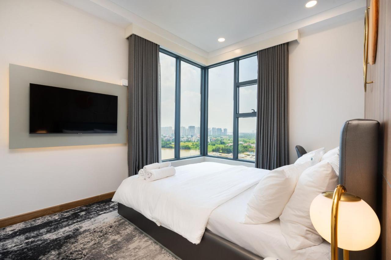 Sunwah Pearl Golden House-amazing River View ,3 Br Ho Chi Minh City