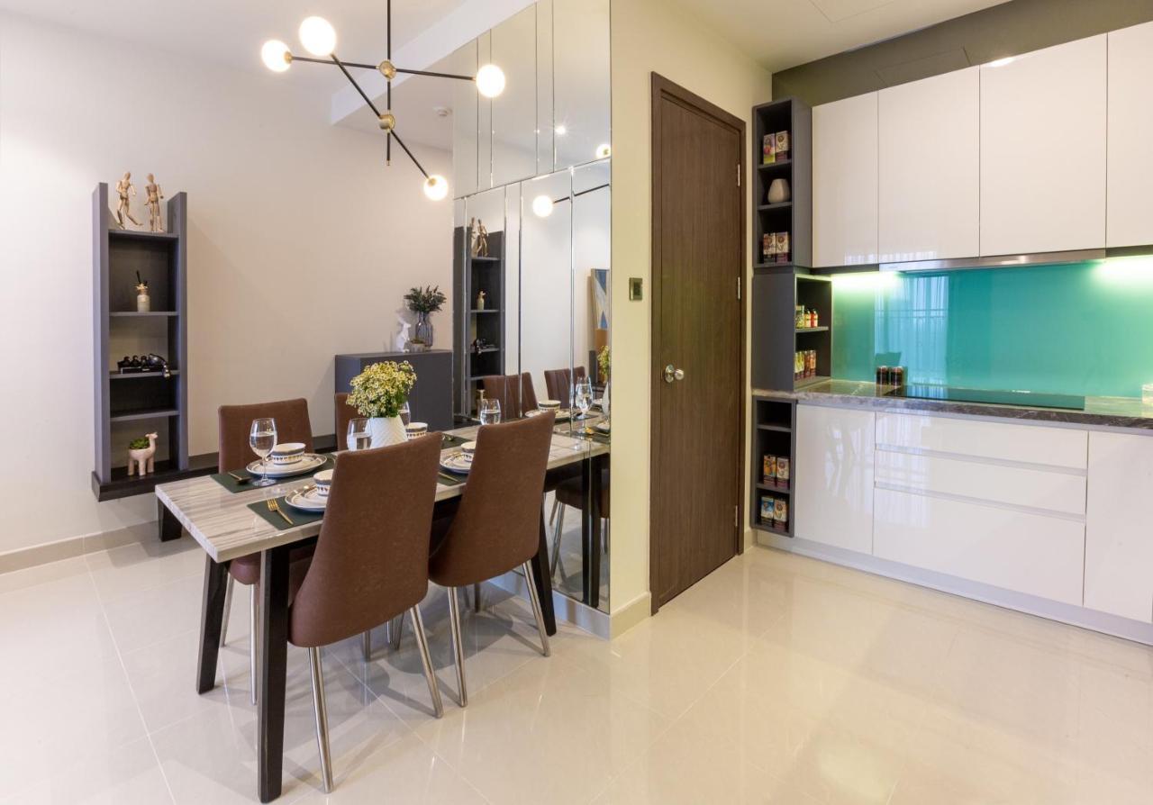 Oui! Oui! Cbd - Rivergate Building Apartment Ho Chi Minh City