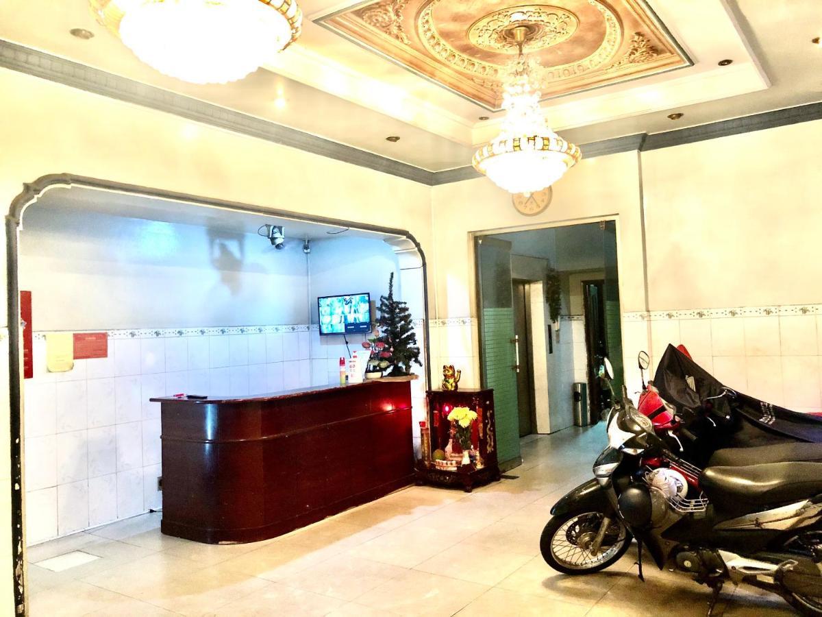 Hotel Khach San Hong Ha 2 *