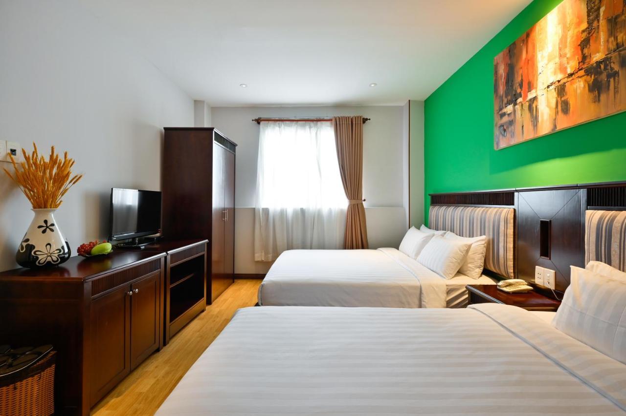 Cherry Hotel- Near Opera House Hotel