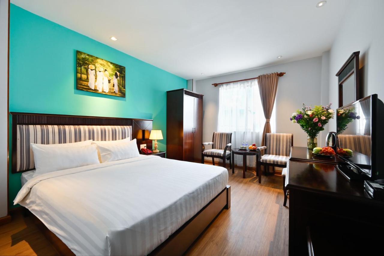 Cherry Hotel- Near Opera House Hotel 3*
