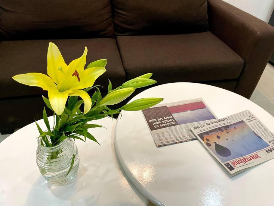 Sunrise View - Comfortable With Free Pool & Gym *