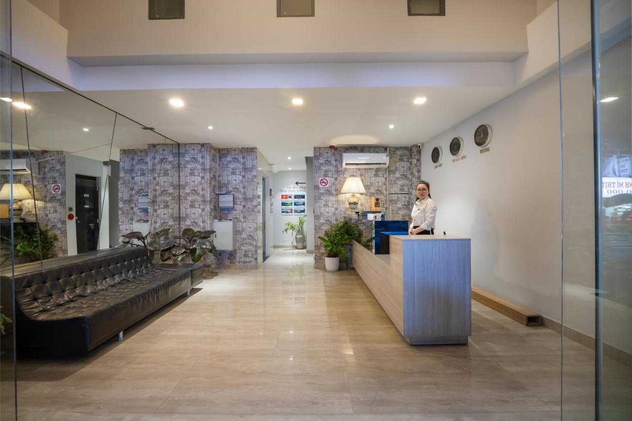 Hotel Mari Queen