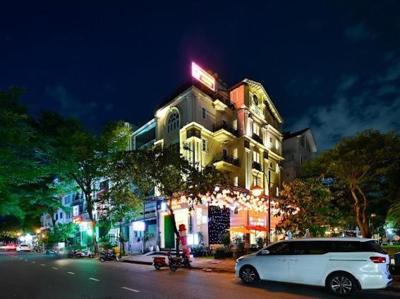 Young Dong & Hotel Ho Chi Minh City