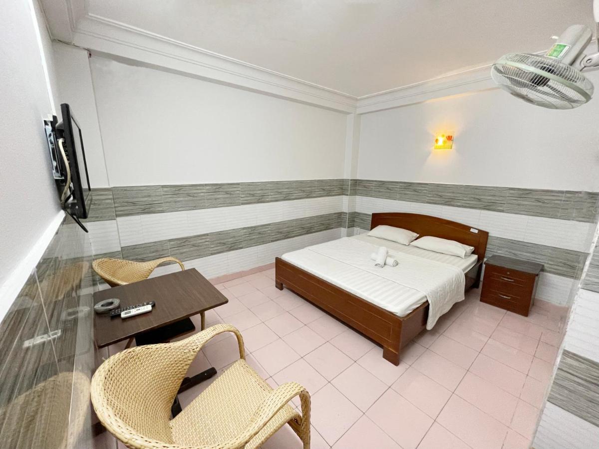 Hotel Huy Hoang *