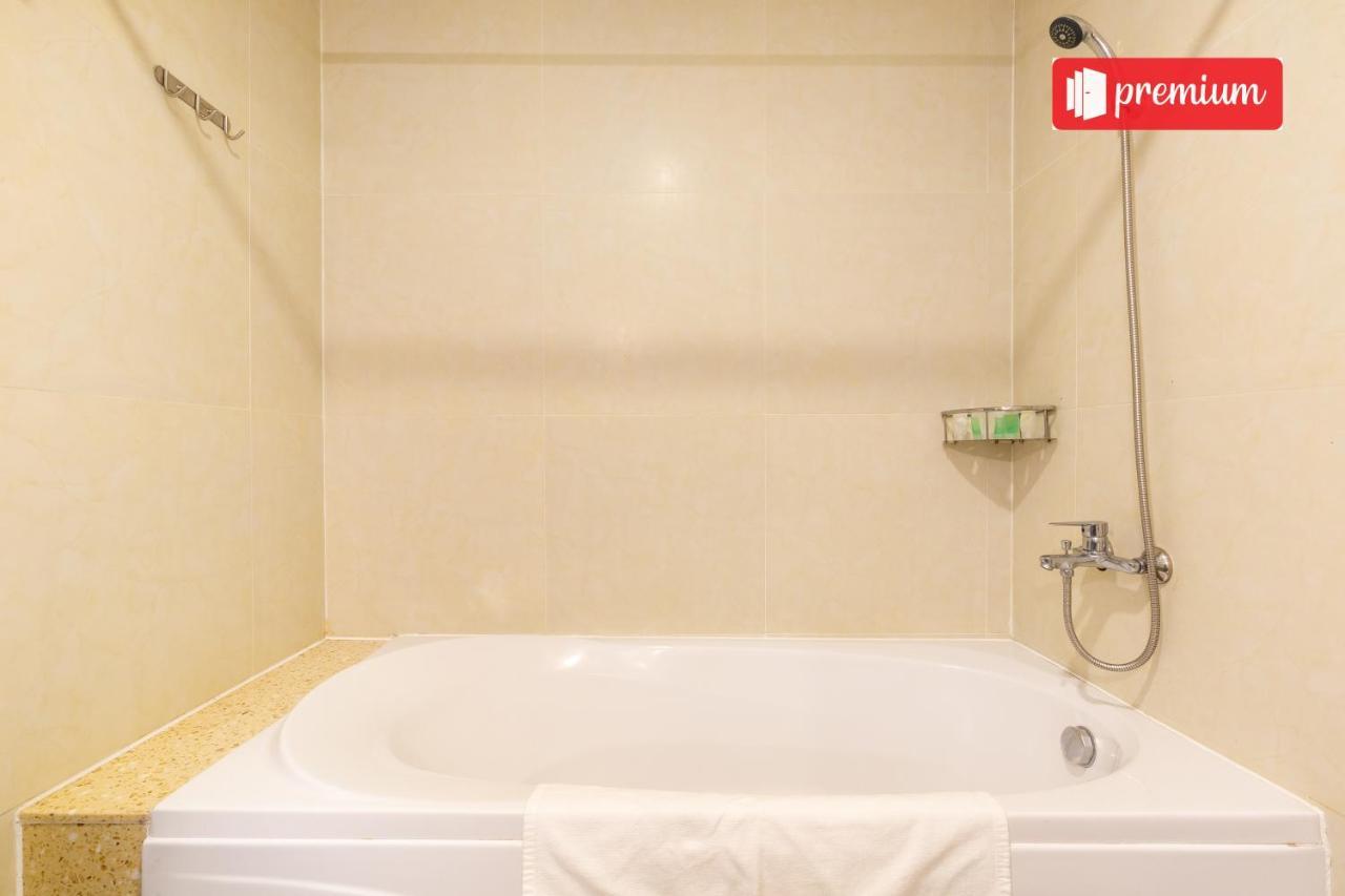 Hotel Reddoorz Bamboo Saigon Su Van Hanh 4*