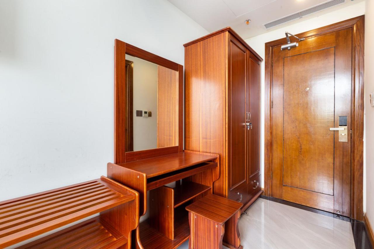 Silk Hong Ha Airport Hotel Ho Chi Minh City