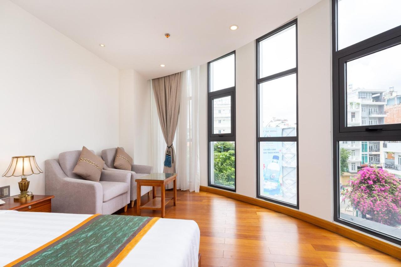Hotel Silk Hong Ha Airport 3*