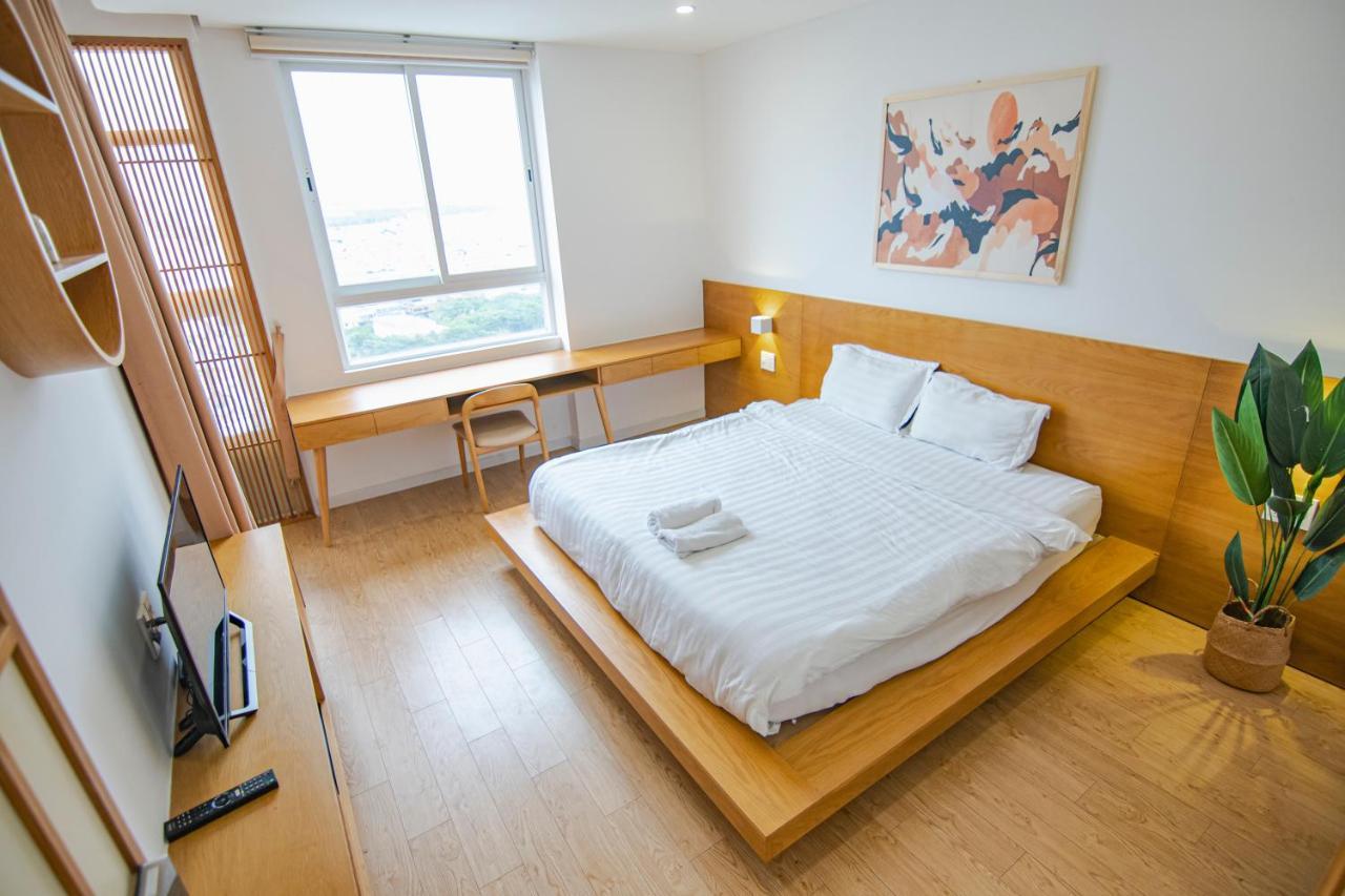 Tokyo 86 Penthouse - Rooftop Garden Apartment