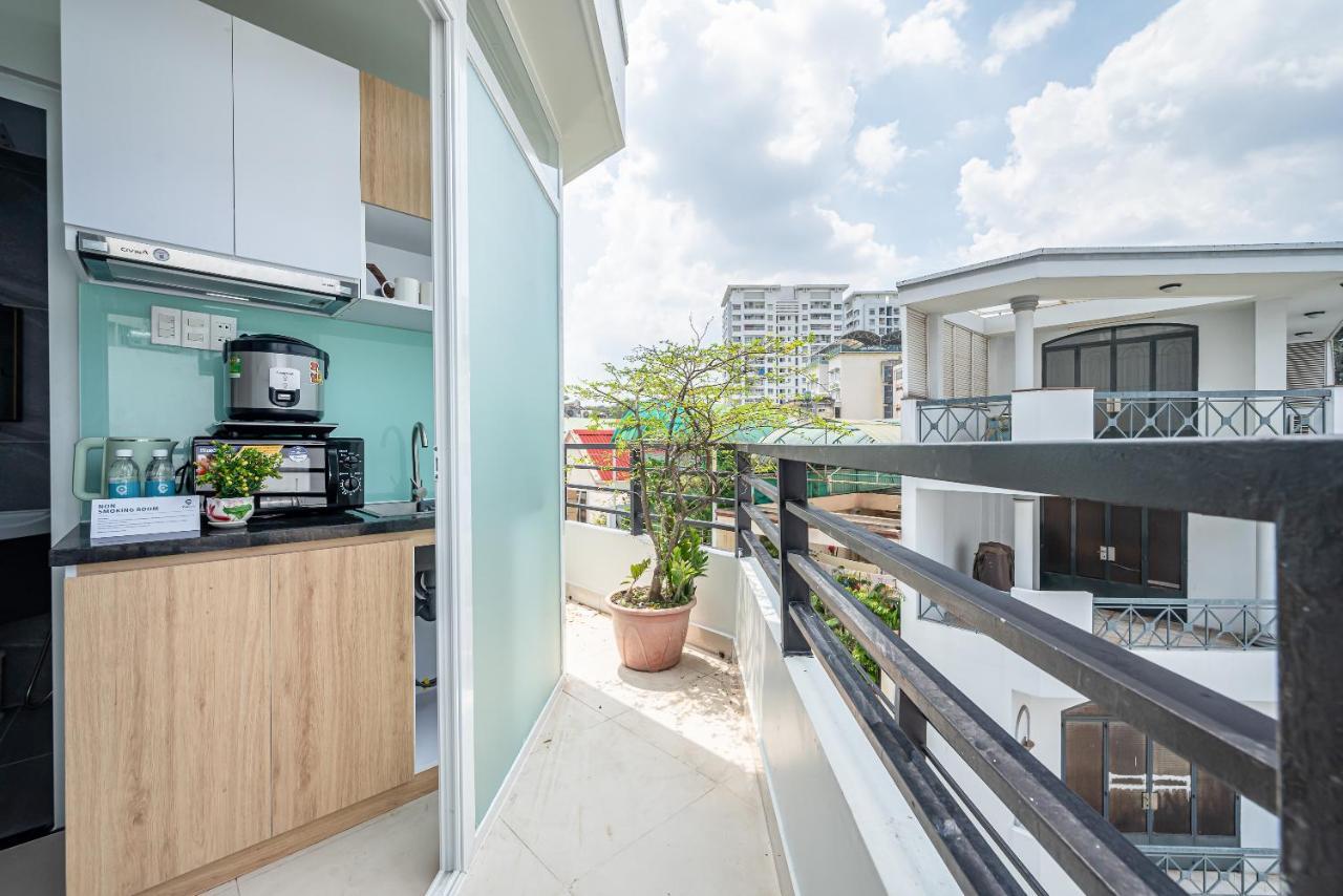 Cozrum Homes - Retro House